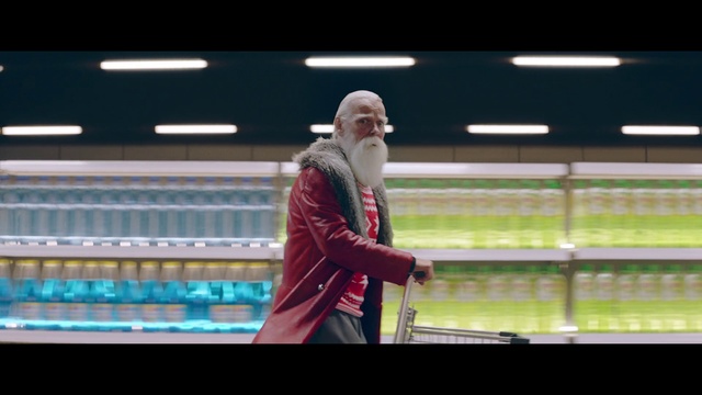 Video Reference: Standing, Snapshot, Photography, Fun, Outerwear, Sport venue