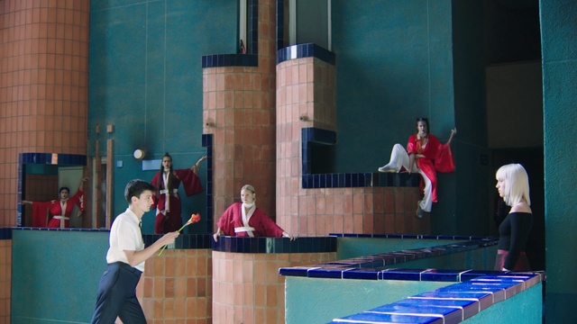 Video Reference: stage, leisure, recreation, fun