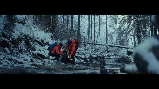 Video Reference: Adventure, Wilderness, Natural environment, Forest, Tree, Recreation, Geological phenomenon, Photography, Winter, Adaptation