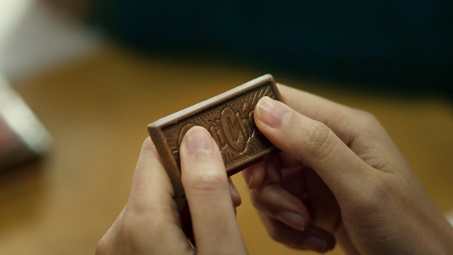 Video Reference: finger, hand, cash, nail