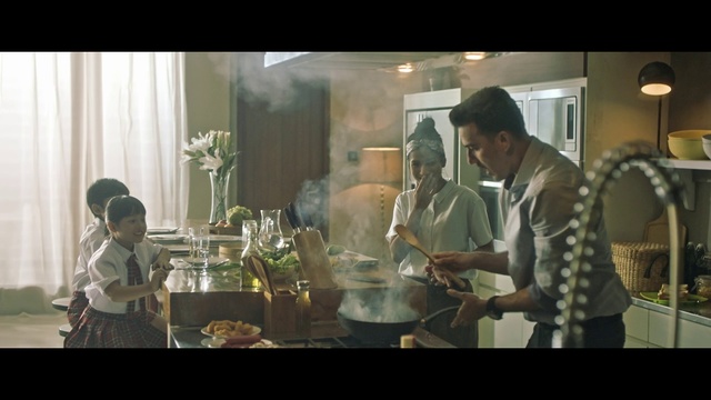 Video Reference: Human, Screenshot, Adaptation, Conversation, Cooking