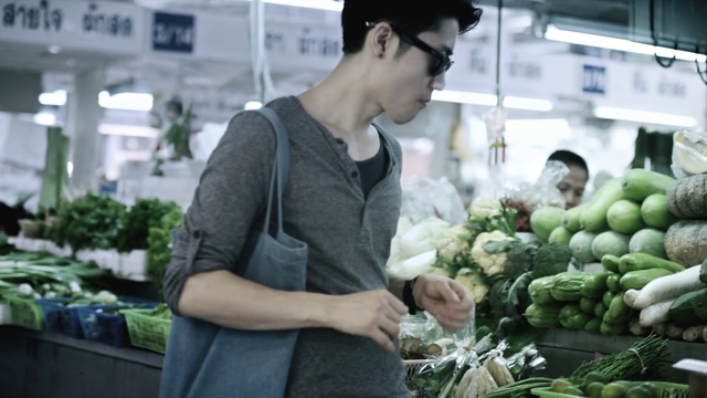 Video Reference: Local food, Natural foods, Leaf vegetable, Cruciferous vegetables, Whole food, Greengrocer, Selling, Vegetable, Brussels sprout, Plant