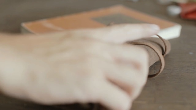 Video Reference: Hand, Finger, Wood, Thumb