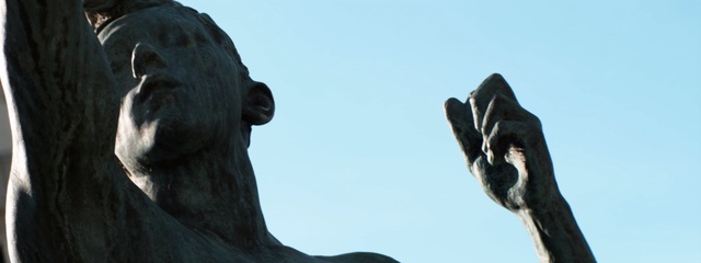 Video Reference: sky, statue, sculpture, monument, tree, beak