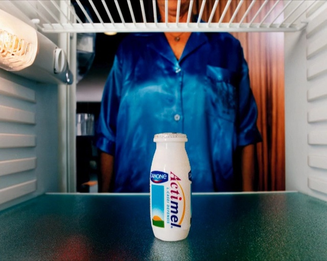 Video Reference: blue, product, cobalt blue, product, electric blue, drink, outerwear, t shirt, plastic bottle, bottle, Person