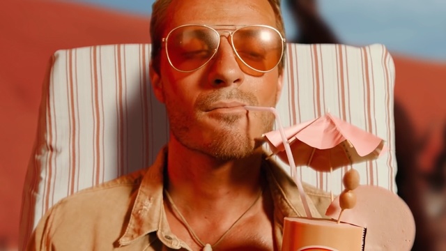 Video Reference: eyewear, glasses, vision care, chin, facial hair, sunglasses, muscle, Person