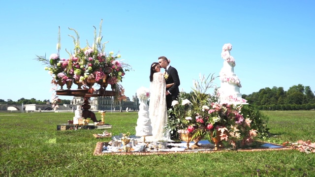 Video Reference: Ceremony, Event, Floristry, Flower Arranging, Floral design, Tree, Plant, Memorial, Landscape, Flower