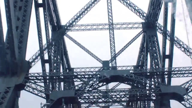 Video Reference: Nonbuilding structure, Tourist attraction, Bridge, Steel, Wheel, Metal, Amusement park