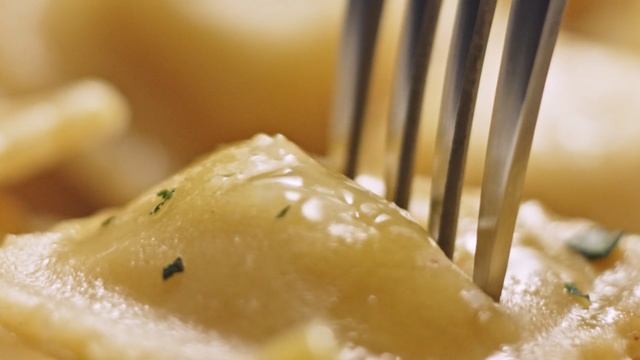 Video Reference: Food, Dish, Cuisine, Ingredient, Recipe, Hollandaise sauce, Produce