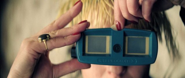 Video Reference: Finger, Hand, Gadget, Technology, Electronic device, Wrist, Electronics, Electric blue, Thumb, Nail