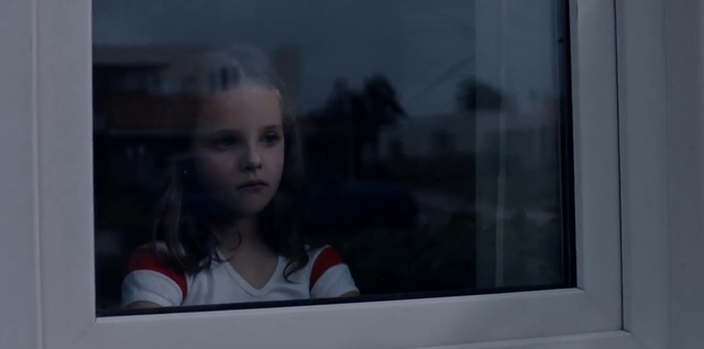 Video Reference: Face, Beauty, Lip, Fun, Technology, Window, Photography, Electronic device, Reflection, Family car