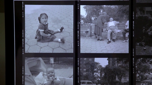 Video Reference: Photograph, Snapshot, Black-and-white, Photography, Photograph album, Photographic paper, Adaptation, Room, Picture frame, Monochrome, Person