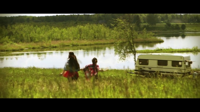 Video Reference: Nature, Grass, Natural environment, Grassland, Wilderness, Lake, Pasture, Bank, Rural area, Meadow