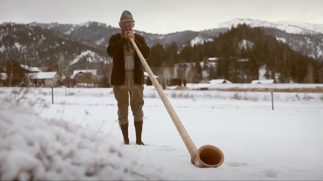 Video Reference: Alphorn, Snow, Winter, Musical instrument, Shovel, Play, Person