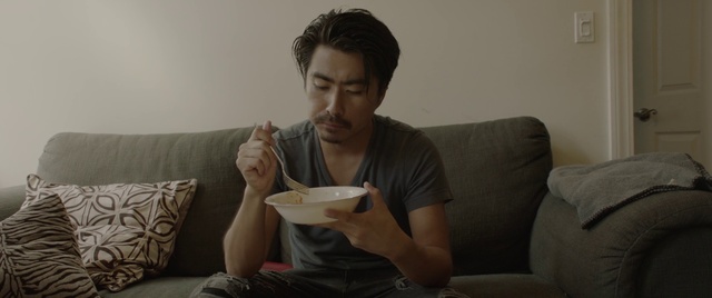 Video Reference: Sitting, Eating, Mouth, Muscle, Conversation, Elbow