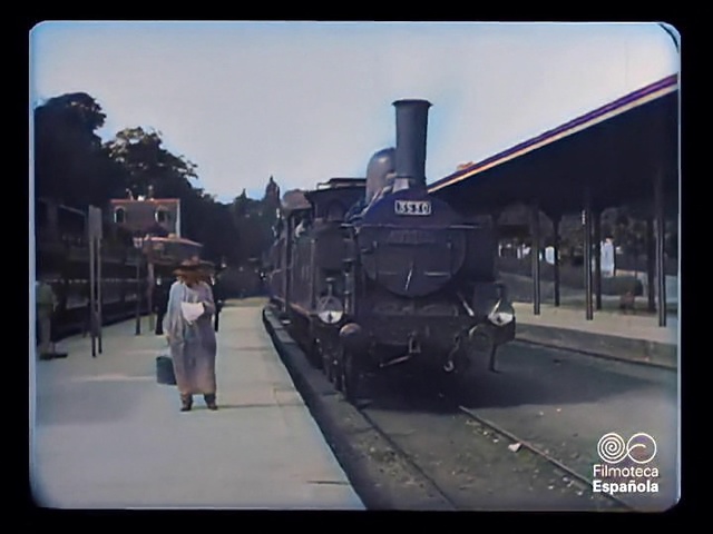 Video Reference: Transport, Mode of transport, Railway, Train, Vehicle, Rolling stock, Steam engine, Locomotive, Track, Auto part