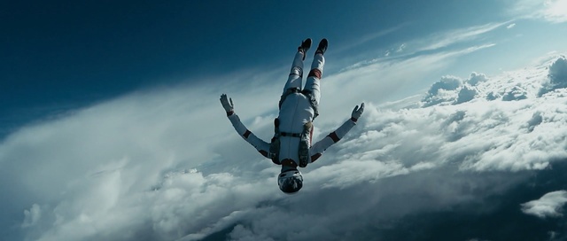 Video Reference: air sports, sky, parachuting, extreme sport, parachute, windsports, cloud, atmosphere, daytime, mountain range