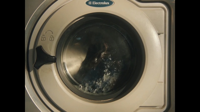 Video Reference: washing machine, major appliance, clothes dryer, home appliance, laundry