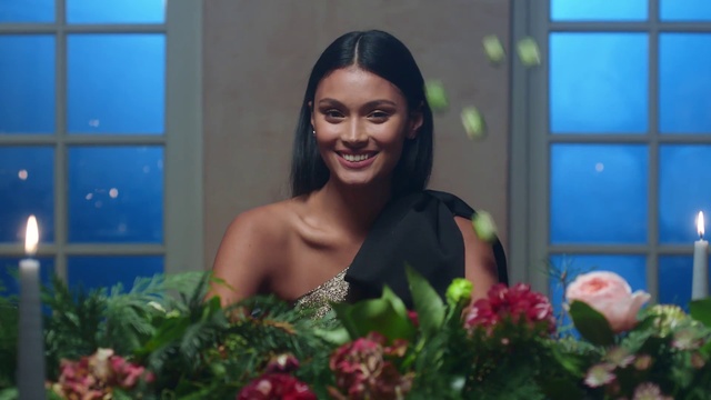Video Reference: Beauty, Smile, Floral design, Floristry, Flower Arranging, Plant, Fun, Bouquet, Flower, Happy