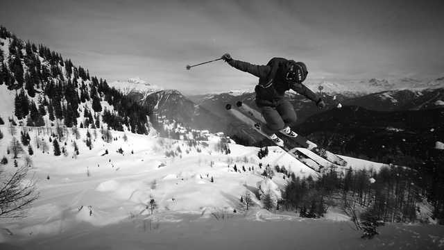 Video Reference: Snow, Skier, Geological phenomenon, Winter, Recreation, Extreme sport, Freestyle skiing, Winter sport, Snowboard, Ski
