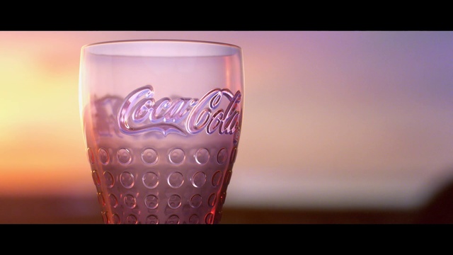 Video Reference: Glass, Highball glass, Drink, Drinkware, Non-alcoholic beverage, Pint glass, Beer glass, Tumbler, Stemware, Tableware