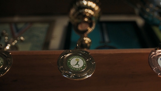 Video Reference: Watch, Pocket watch, Fashion accessory, Antique, Glass