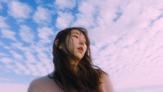 Video Reference: blue, sky, beauty, girl, cloud, long hair, fun, vacation, smile, sunlight, Person