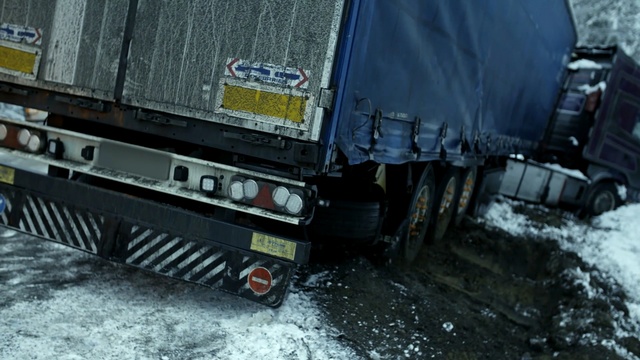 Video Reference: Mode of transport, Transport, Vehicle, Automotive exterior, Truck, Automotive tire, Tire, Automotive wheel system, Wheel, Bumper