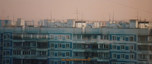 Video Reference: Urban area, Atmospheric phenomenon, City, Human settlement, Residential area, Building, Metropolitan area, Sky, Apartment, Architecture