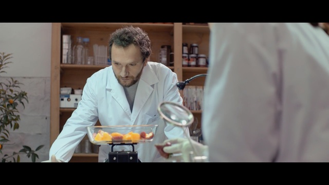 Video Reference: cook, service, screenshot, Person