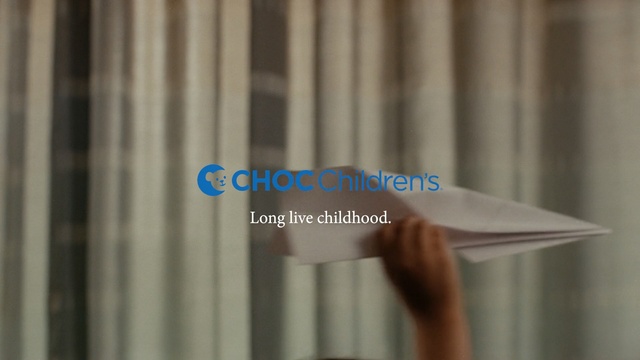 Video Reference: Product, Line, Wood, Textile, Curtain, Material property, Bird, Window covering, Architecture, Beige, Person