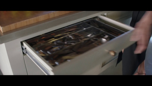 Video Reference: Kitchen appliance, Major appliance, Home appliance, Gas stove, Kitchen stove, Room, Kitchen