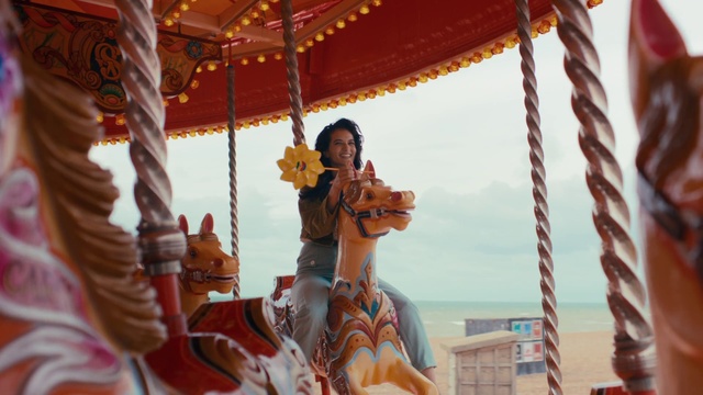 Video Reference: Amusement ride, Carousel, Amusement park, Fun, Recreation, Park, Temple, Nonbuilding structure, Temple, Guru