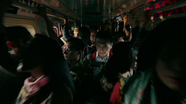 Video Reference: Crowd, People, Passenger, Transport, Darkness, Fun, Snapshot, Audience, Interaction, Public transport