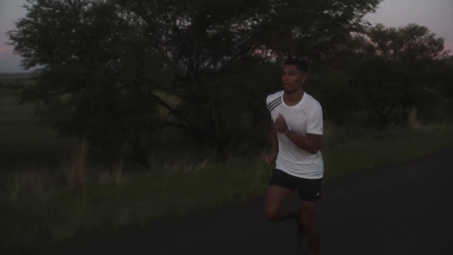 Video Reference: Nature, Black, Atmospheric phenomenon, Running, Morning, Jogging, Ultramarathon, Recreation, Long-distance running, Sky