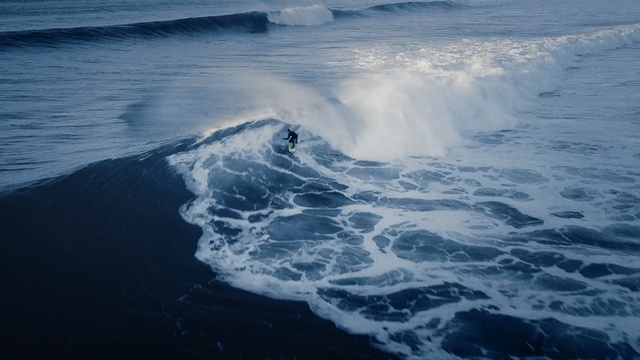Video Reference: Wave, Wind wave, Ocean, Sea, Water, Tide, Sky, Surfing, Surface water sports, Geological phenomenon