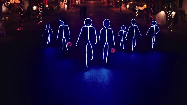 Video Reference: Blue, Light, Electric blue, Lighting, Performance art, Font, Performance, Night, Darkness, Neon