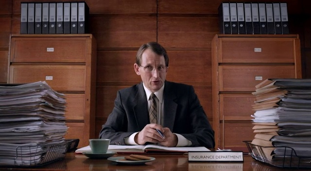 Video Reference: Footwear, Official, White-collar worker, Desk, Shoe, Business, Furniture, Suit, Court, Lawyer