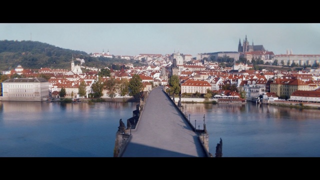 Video Reference: Waterway, Cityscape, City, Town, Metropolitan area, Skyline, Human settlement, Urban area, River, Canal