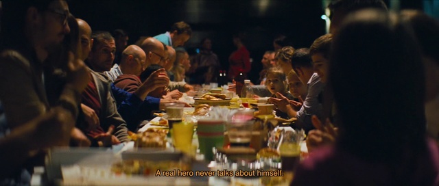 Video Reference: Meal, Event, Human, Dinner, Supper, Lunch, Crowd, Eating, Junk food, Cuisine