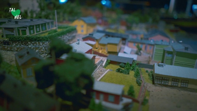 Video Reference: Scale model, Games, Residential area, Miniature, Grass, Tree, Neighbourhood, House, Architecture, Photography