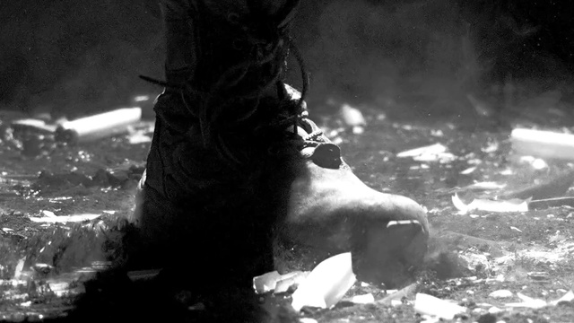 Video Reference: White, Black, Black-and-white, Footwear, Water, Monochrome photography, Leg, Photography, Monochrome, Shoe