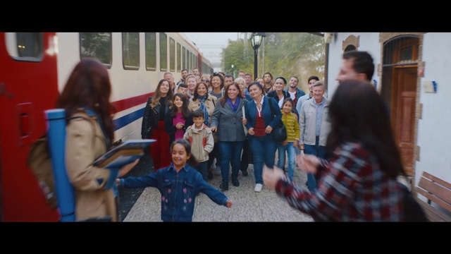 Video Reference: Social group, People, Photograph, Crowd, Community, Youth, Fun, Snapshot, Public space, Event