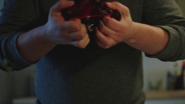 Video Reference: Hand, Arm, Muscle, Finger, Gesture, Thumb