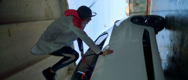 Video Reference: Hood, Windshield, Vehicle, Glass, Automotive window part, Vehicle door, Automotive exterior, Automotive design, Car, Auto part