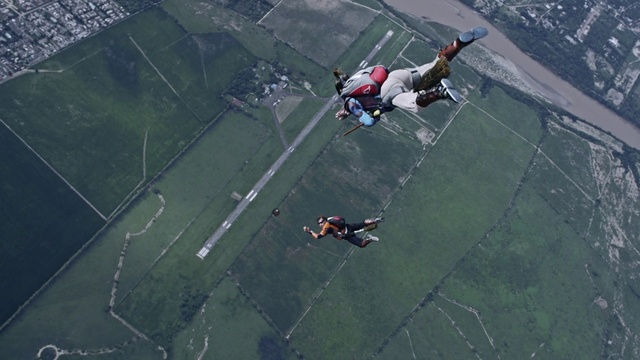 Video Reference: Water, Air travel, Slope, Vehicle, Outdoor recreation, Parachute, Recreation, Windsports, Sports, Aircraft