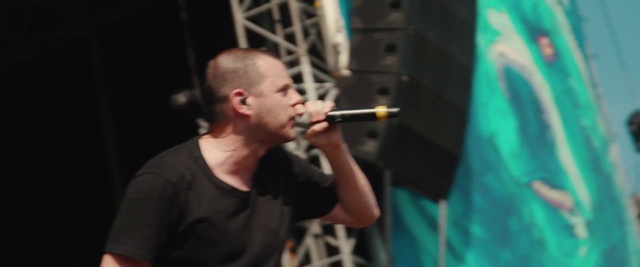 Video Reference: Music, Singing, Performance, Entertainment, Music artist, Singer, Musician, Performing arts, Musical instrument, Event