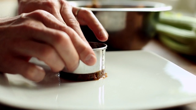 Video Reference: Food, Hand, Dish, À la carte food, Comfort food, Cuisine, Finger, Ingredient