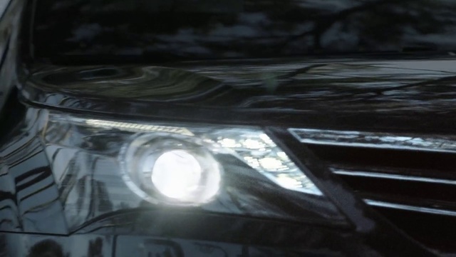 Video Reference: Land vehicle, Vehicle, Car, Headlamp, Automotive lighting, Light, Luxury vehicle, Mid-size car, Sport utility vehicle, Automotive fog light