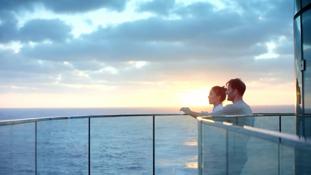 Video Reference: Sky, Horizon, Leisure, Honeymoon, Vacation, Sea, Romance, Ocean, Cloud, Fun